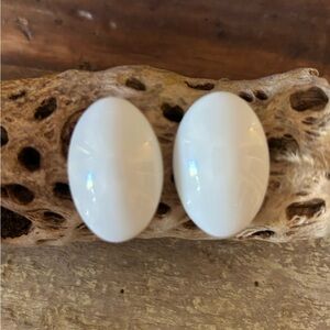 Elegant White Oval Acrylic Earrings